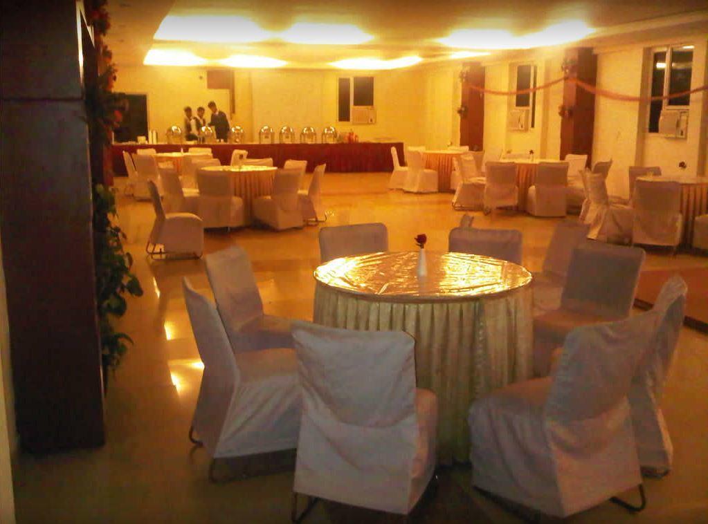Hotel Swagat Palace Bhiwadi Экстерьер фото